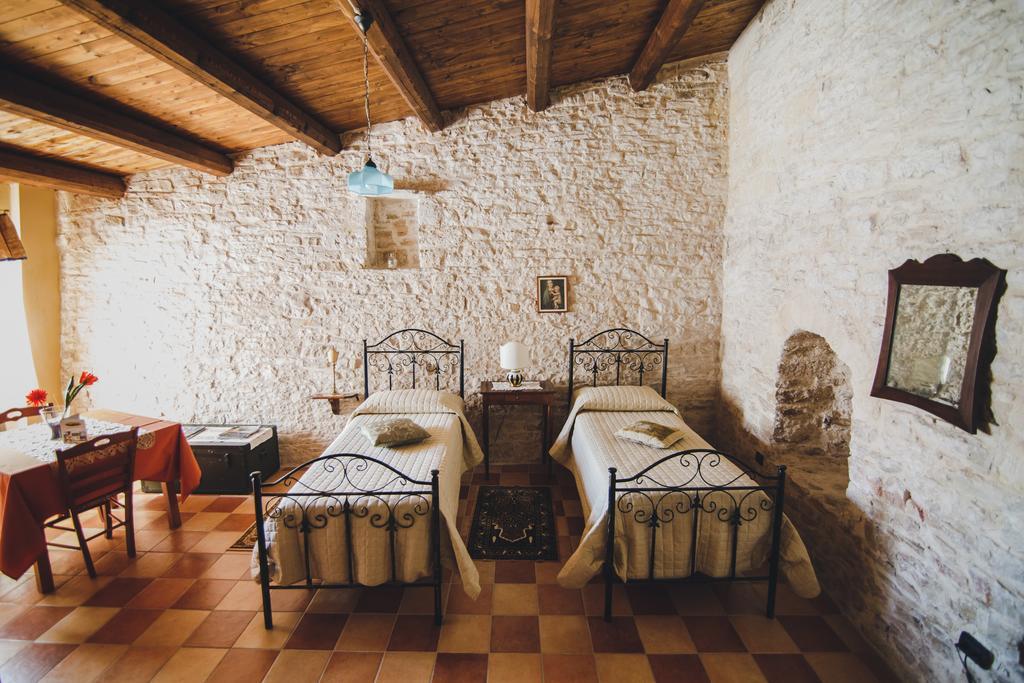 Villa Ai Pilieri Di Bagnoli Castel Del Monte  Exterior foto